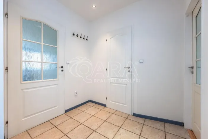 Pronájem bytu 3+kk, Praha - Černý Most, Vašátkova, 70 m2