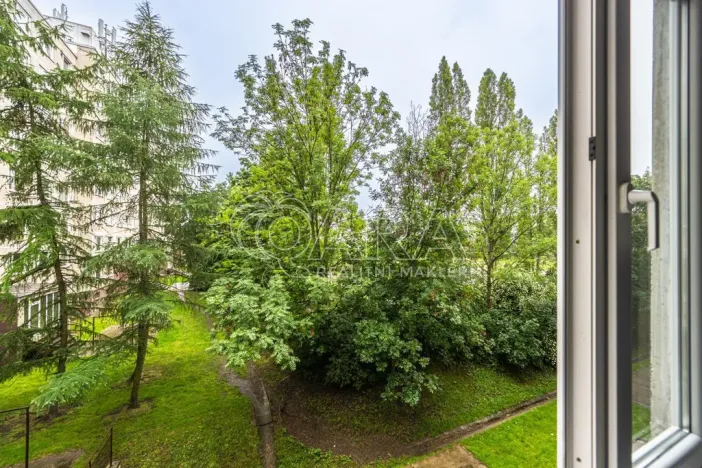 Pronájem bytu 3+kk, Praha - Černý Most, Vašátkova, 70 m2
