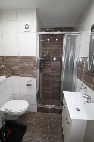 Pronájem bytu 1+1, Děčín - Děčín VI-Letná, Krásnostudenecká, 35 m2