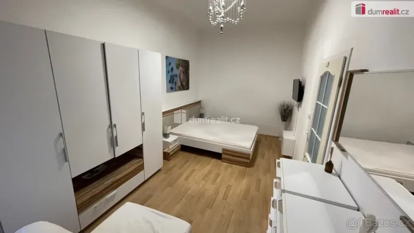 Pronájem bytu 2+1, Praha - Vinohrady, 75 m2