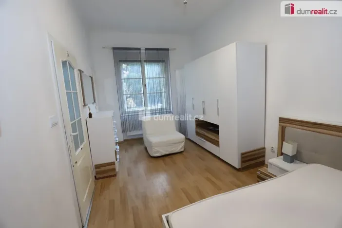 Pronájem bytu 2+1, Praha - Vinohrady, 75 m2