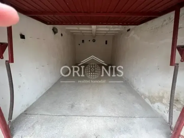 Pronájem garáže, Chomutov, 20 m2