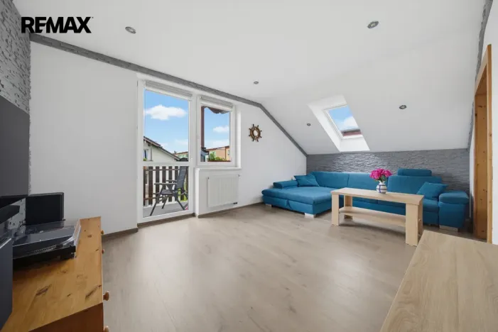 Prodej bytu 2+1, Nová Role, U Plynárny, 69 m2