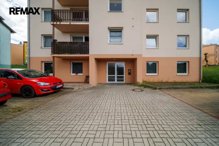 Prodej bytu 2+1, Nová Role, U Plynárny, 69 m2