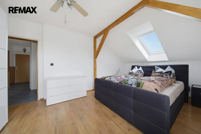 Prodej bytu 2+1, Nová Role, U Plynárny, 69 m2