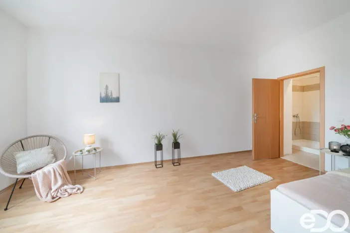 Pronájem bytu 2+kk, Praha, Husinecká, 45 m2