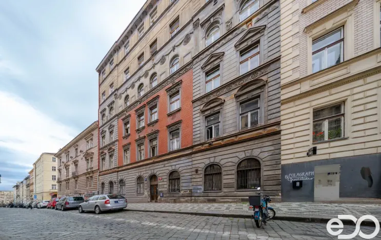 Pronájem bytu 2+kk, Praha, Husinecká, 45 m2