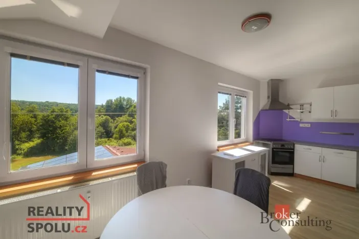 Prodej bytu 3+kk, Trnová, 76 m2