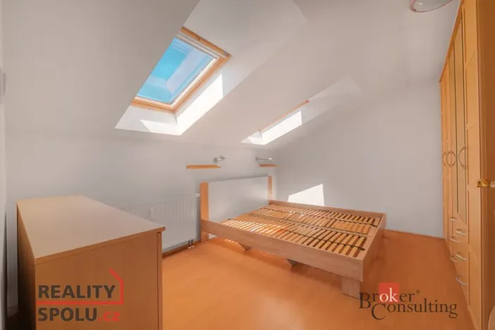 Prodej bytu 3+kk, Trnová, 76 m2