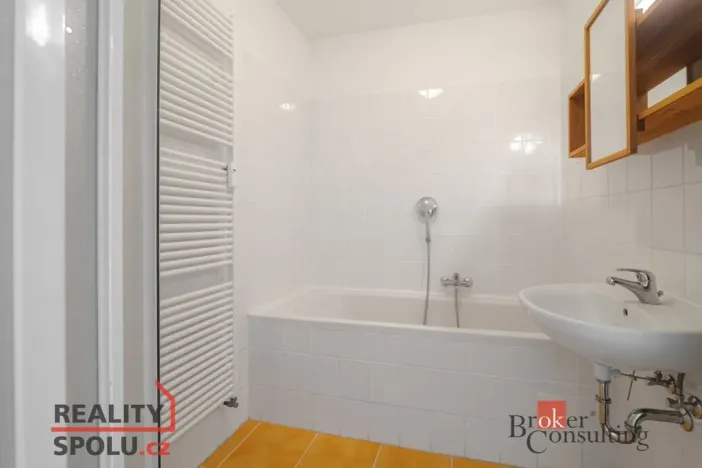 Prodej bytu 3+kk, Trnová, 76 m2