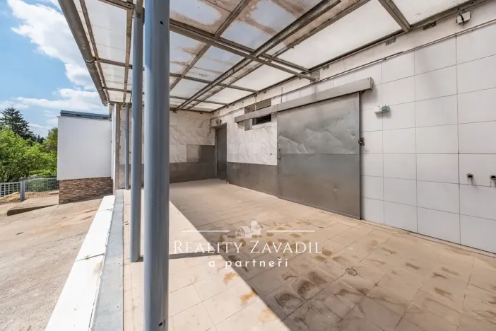 Prodej výrobních prostor, Koleč, 940 m2