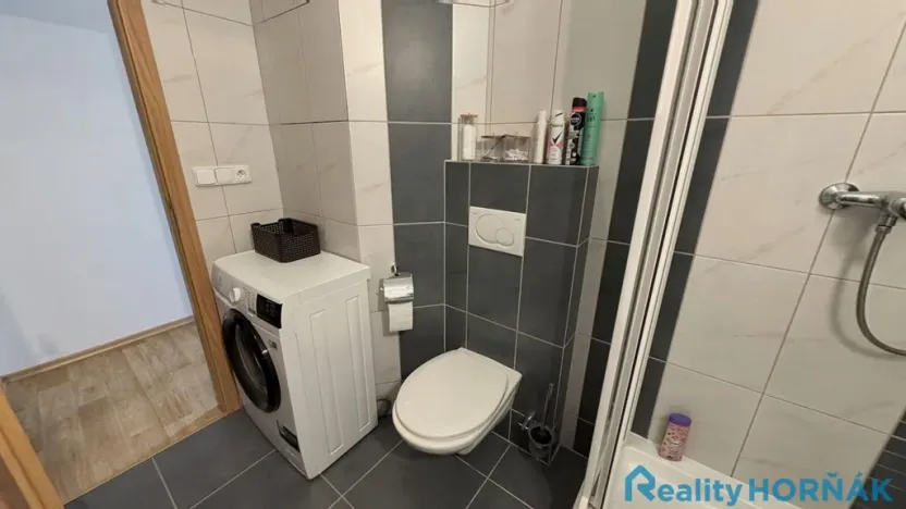 Prodej bytu 3+1, Týn nad Vltavou - Malá Strana, Malostranská, 64 m2