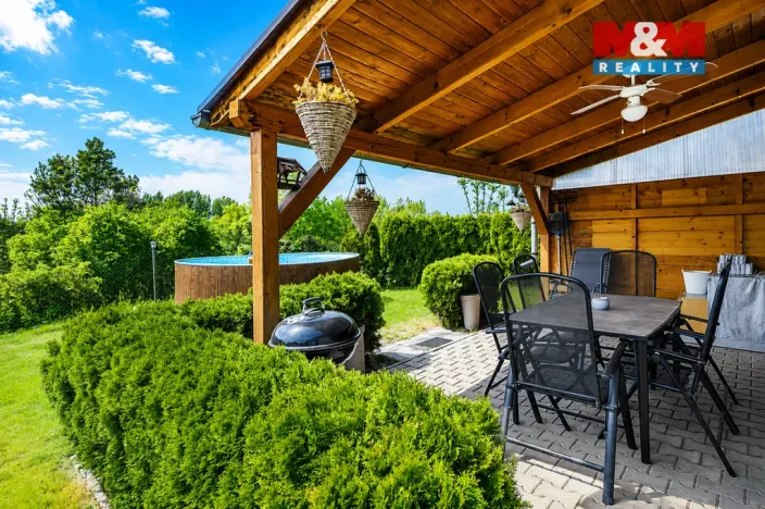 Prodej rodinného domu, Uhersko, 120 m2