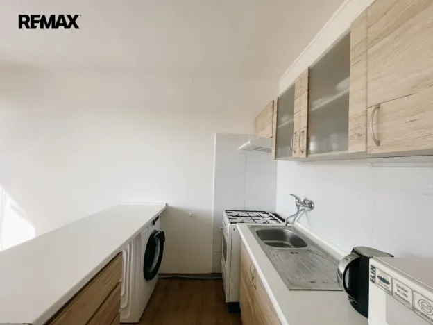 Pronájem bytu 1+1, Písek - Budějovické Předměstí, třída Přátelství, 40 m2
