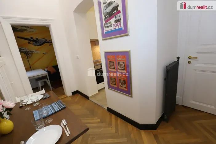 Pronájem bytu 1+1, Praha - Nové Město, Hálkova, 32 m2