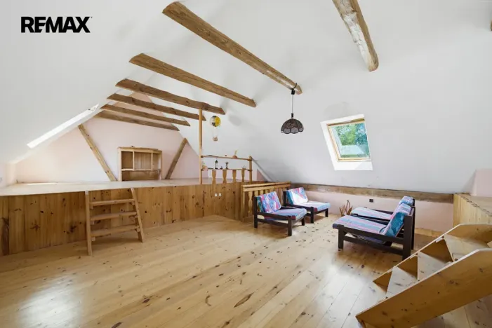 Prodej komerčního pozemku, Blatno, 105830 m2