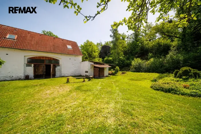 Prodej komerčního pozemku, Blatno, 105830 m2