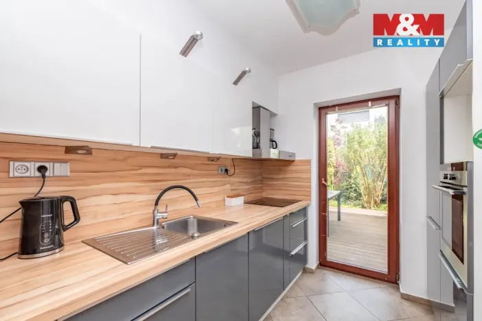 Prodej bytu 3+kk, Jinočany, Jiráskova, 69 m2