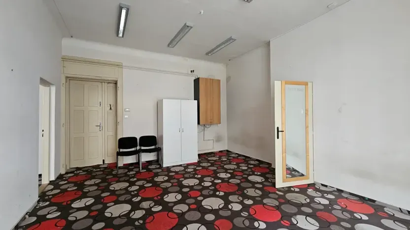 Pronájem obchodního prostoru, Brno, Masarykova, 89 m2