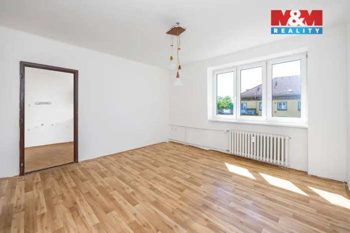 Prodej bytu 2+1, Pardubice - Zelené Předměstí, Čs. armády, 65 m2