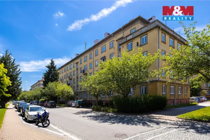 Prodej bytu 2+1, Pardubice - Zelené Předměstí, Čs. armády, 65 m2