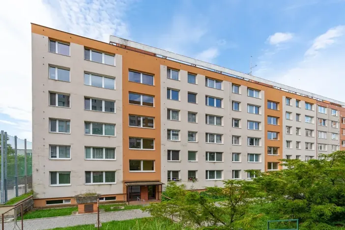 Prodej bytu 1+1, Zlín, Na Honech I, 33 m2