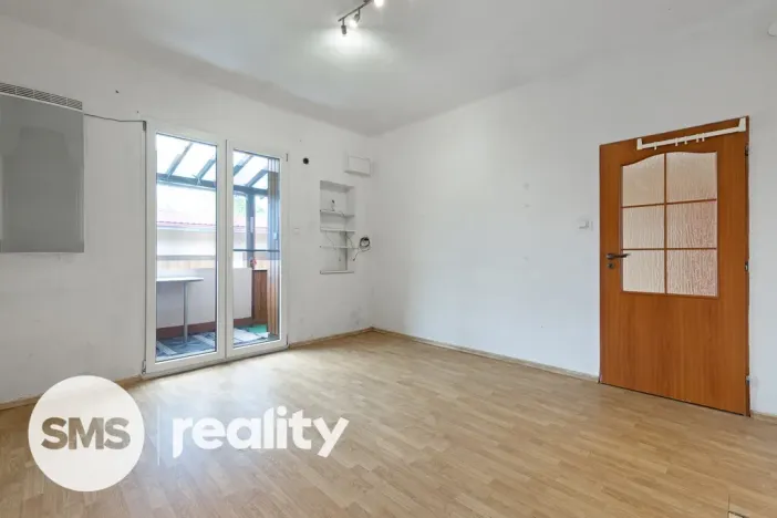 Prodej rodinného domu, Janovice, 300 m2
