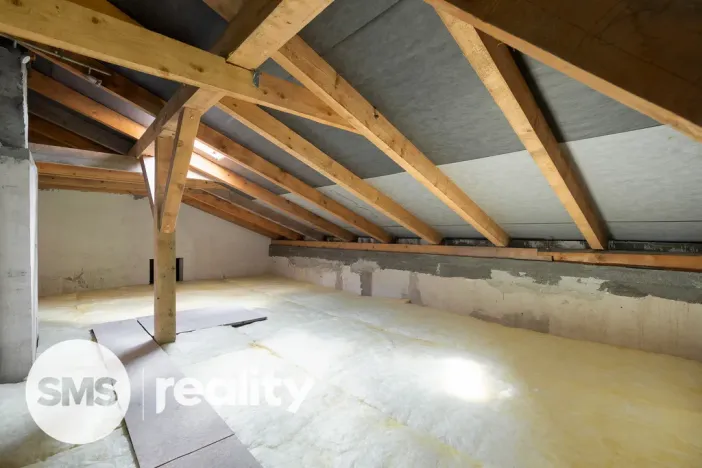 Prodej rodinného domu, Janovice, 300 m2
