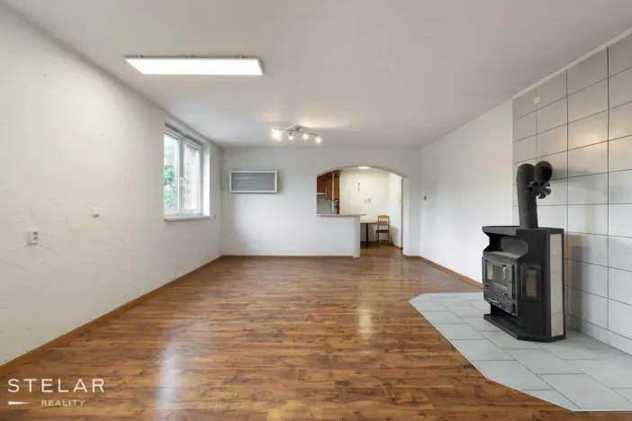Prodej rodinného domu, Janovice, 300 m2