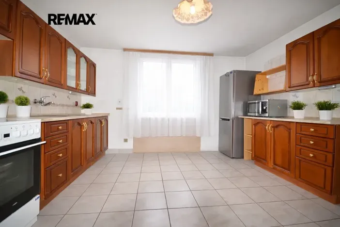 Prodej rodinného domu, Dobrovíz, K Letišti, 120 m2