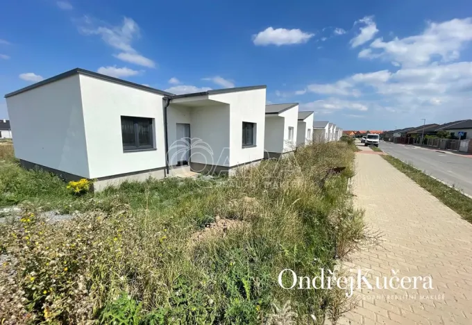 Prodej bytu 4+kk, Buštěhrad, Vrbová, 95 m2
