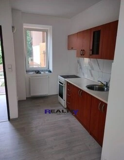 Pronájem bytu 1+1, Kryry, Hlavní, 29 m2