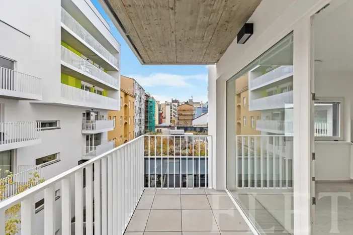 Pronájem bytu 1+kk, Praha - Karlín, Křižíkova, 31 m2