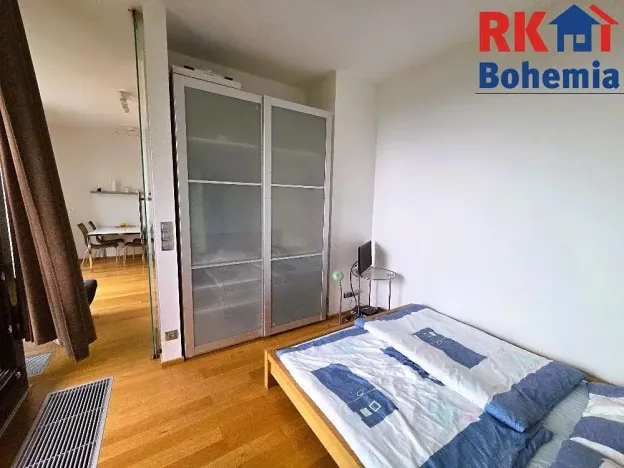 Pronájem bytu 2+kk, Praha - Nusle, K sídlišti, 39 m2