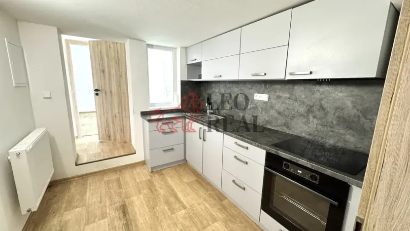 Pronájem bytu 2+1, Uherské Hradiště, Kollárova, 45 m2