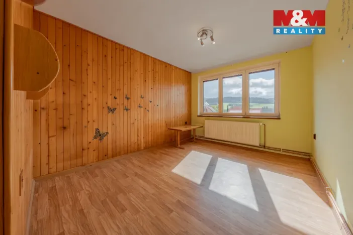 Prodej bytu 4+1, Střelná, 82 m2