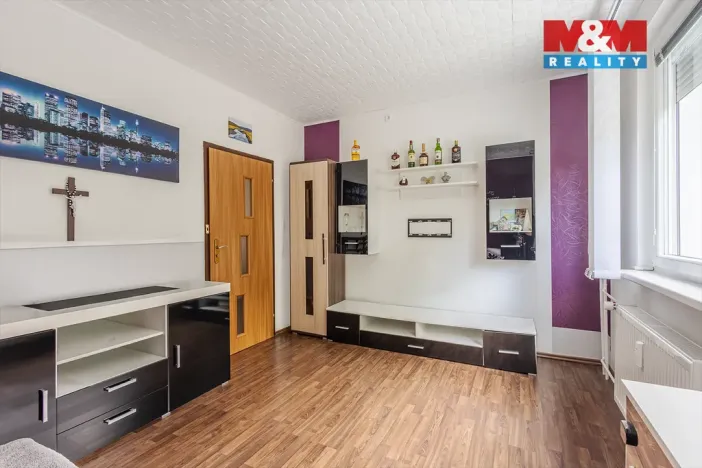 Prodej bytu 4+1, Nový Bor, Horovy sady, 78 m2
