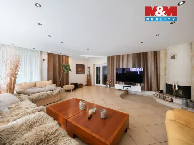 Prodej rodinného domu, Třebestovice, V zákruží, 280 m2