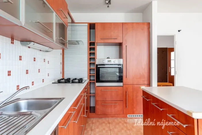 Pronájem bytu 3+kk, Praha, Ratibořská, 79 m2