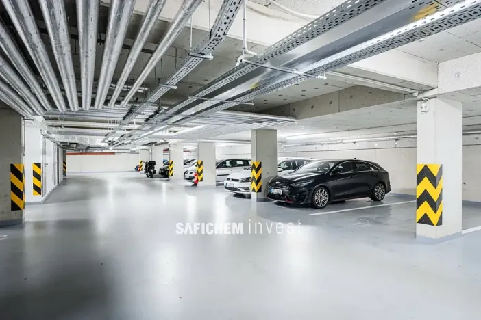 Prodej garážového stání, Praha - Strašnice, Třebohostická, 13 m2