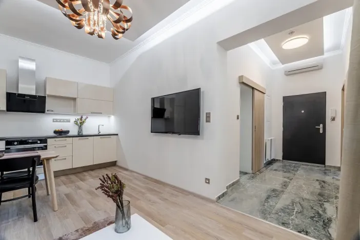 Pronájem bytu 2+kk, Praha - Holešovice, Šimáčkova, 48 m2