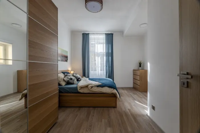 Pronájem bytu 2+kk, Praha - Holešovice, Šimáčkova, 48 m2