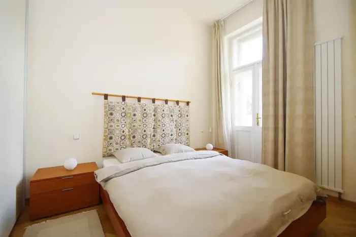 Pronájem bytu 2+kk, Praha - Vinohrady, Polská, 50 m2