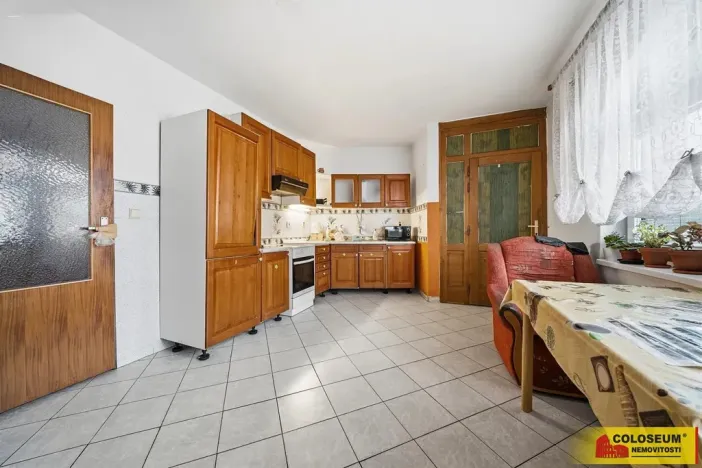 Prodej rodinného domu, Pohořelice, 350 m2