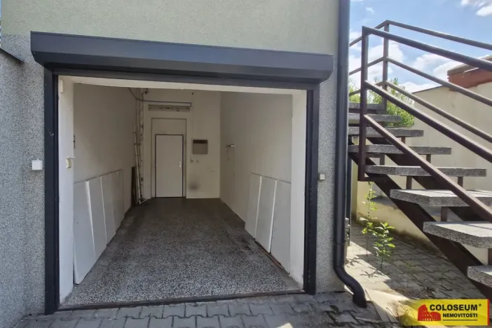 Prodej rodinného domu, Pohořelice, 350 m2