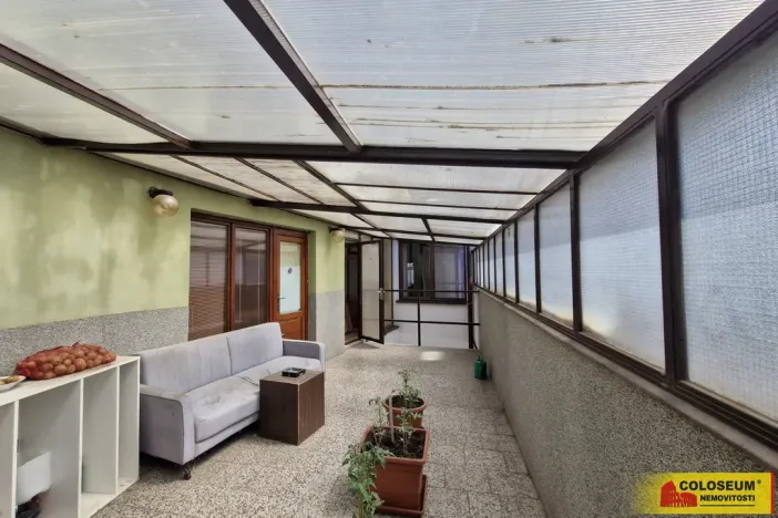 Prodej rodinného domu, Pohořelice, 350 m2