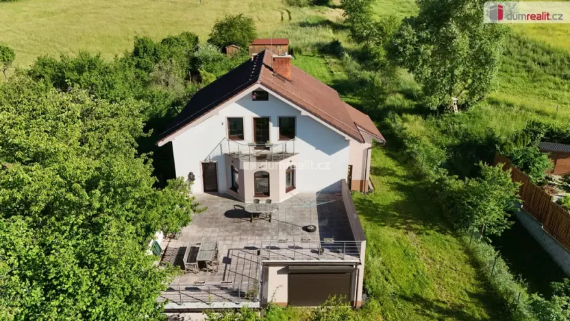 Prodej rodinného domu, Bystřice - Ouběnice, 300 m2