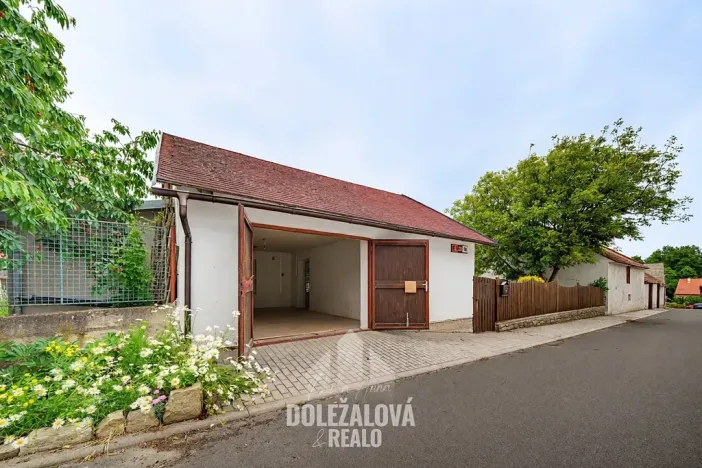 Prodej garáže, Batelov, 48 m2