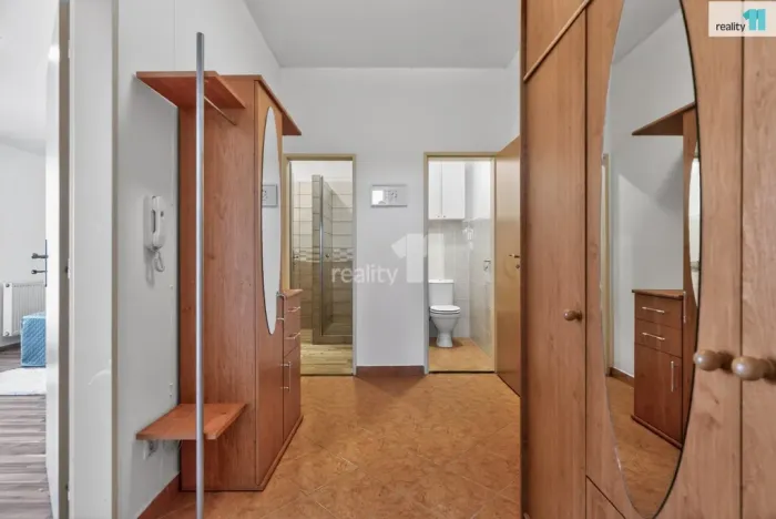 Prodej bytu 2+kk, Jesenice, Sluneční, 58 m2