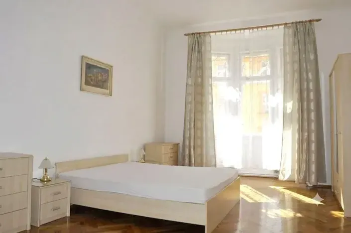 Pronájem bytu 2+1, Praha - Vinohrady, Polská, 86 m2